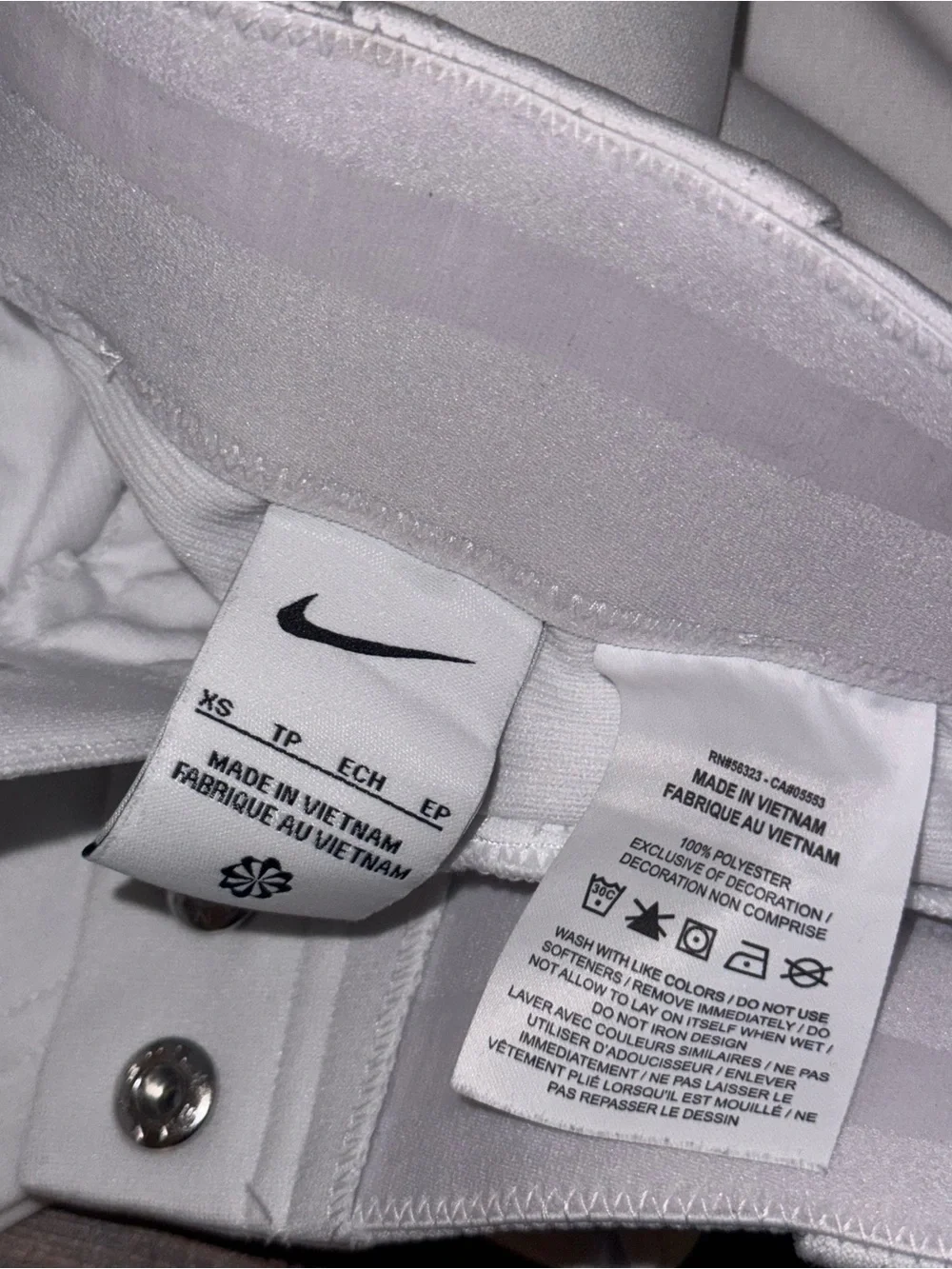 Nike White Kids Athletic Leggings with Black Swoosh